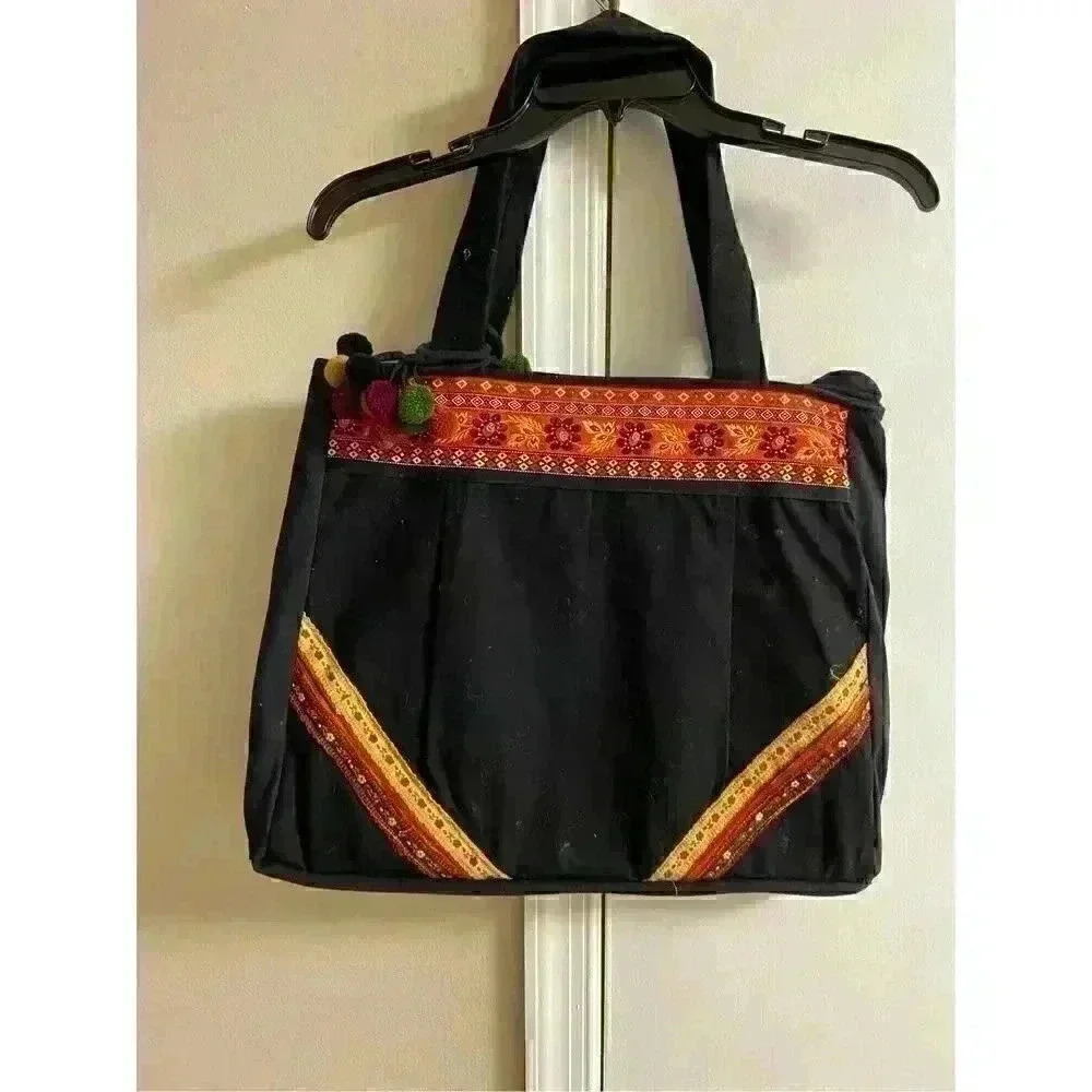 UNBRANDED PURSE/TOTE‎ black boho embroidered with zipper closure and pompoms - Picture 5 of 5